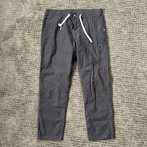 Vuori ripstop pants.